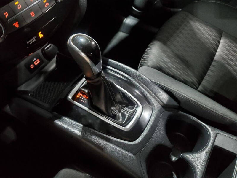2020 Nissan Rogue S