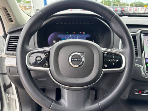 2023 Volvo XC90 B5 Core