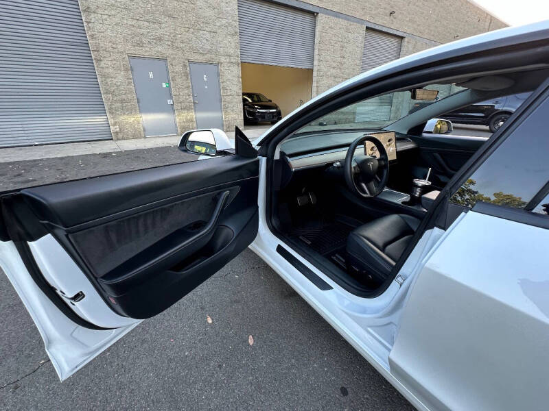 2021 Tesla Model 3 Base photo 57