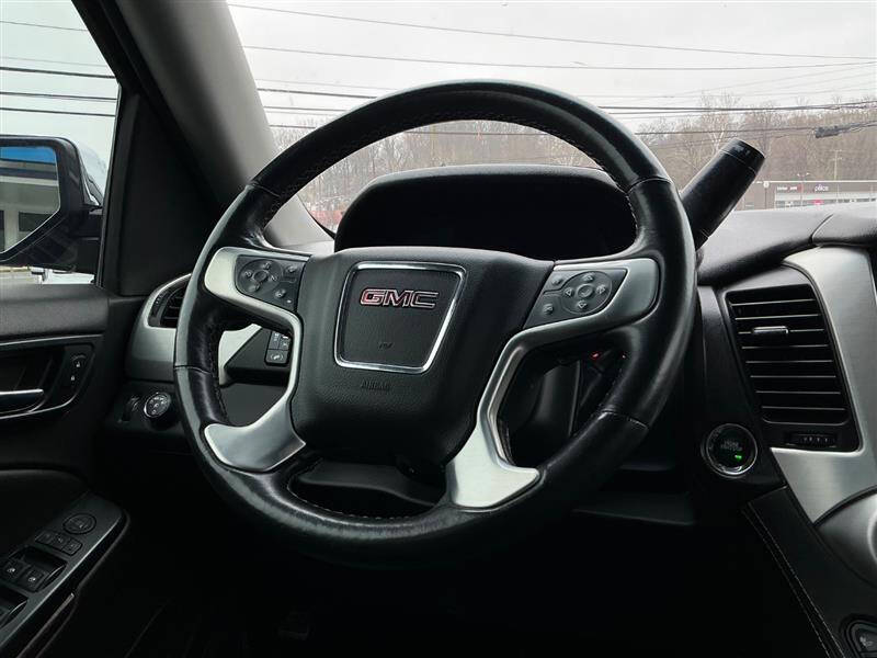 2017 GMC Yukon SLT
