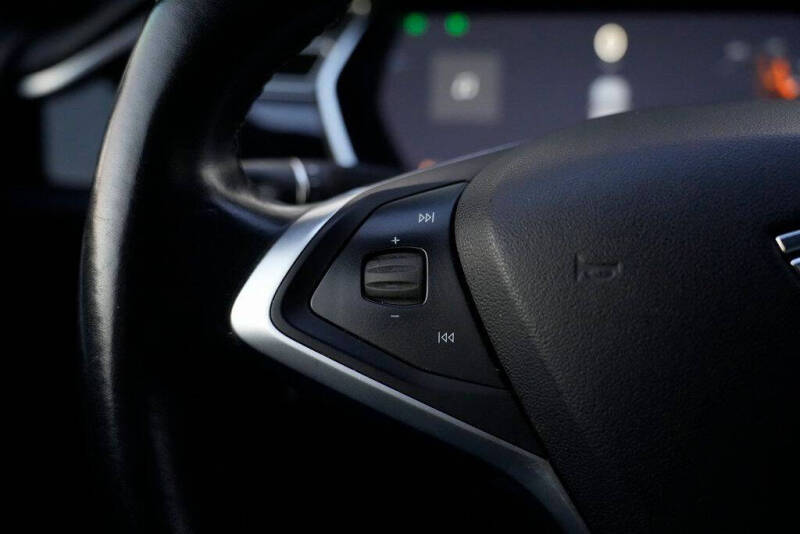 2017 Tesla Model S 75D