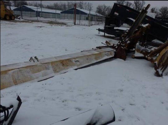 Caterpillar Snowplow