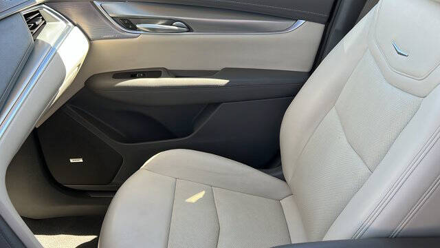 2023 Cadillac XT5 Premium Luxury