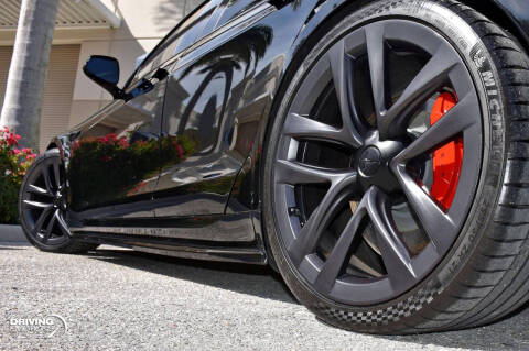 2023 Tesla Model S Plaid