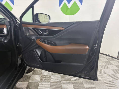 2020 Subaru Outback Touring XT