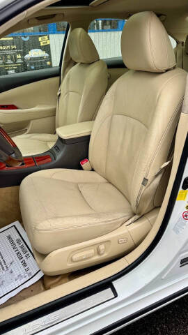 2011 Lexus ES 350