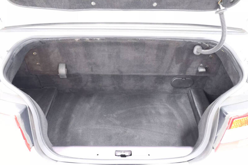 2009 Aston Martin DB9 Volante