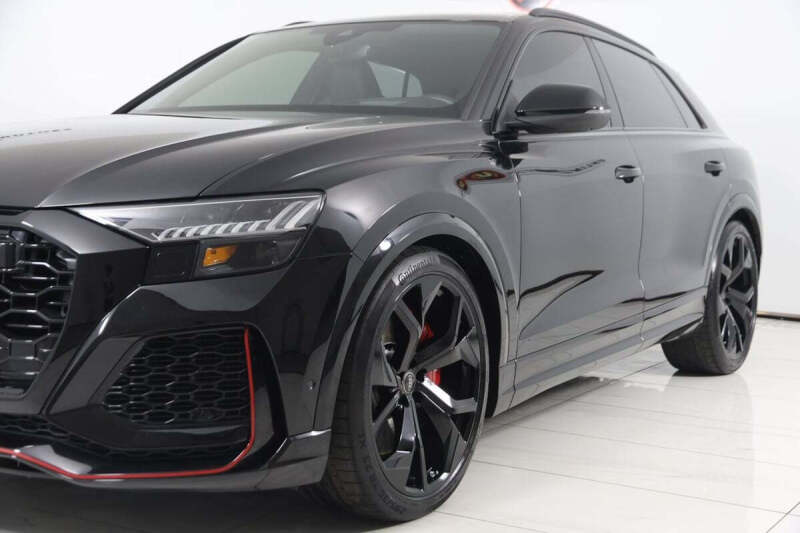 2023 Audi RS Q8 4.0T quattro