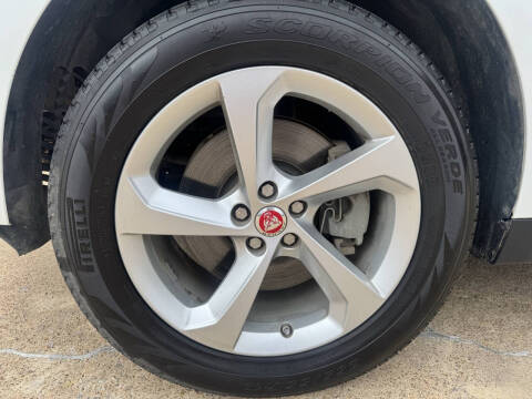 2017 Jaguar F-PACE 35t Premium