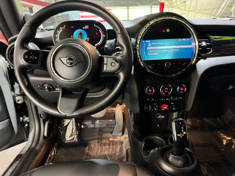 2023 MINI Convertible Cooper