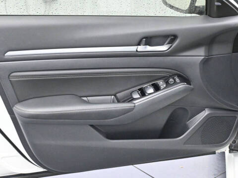 2022 Nissan Altima 2.5 SL