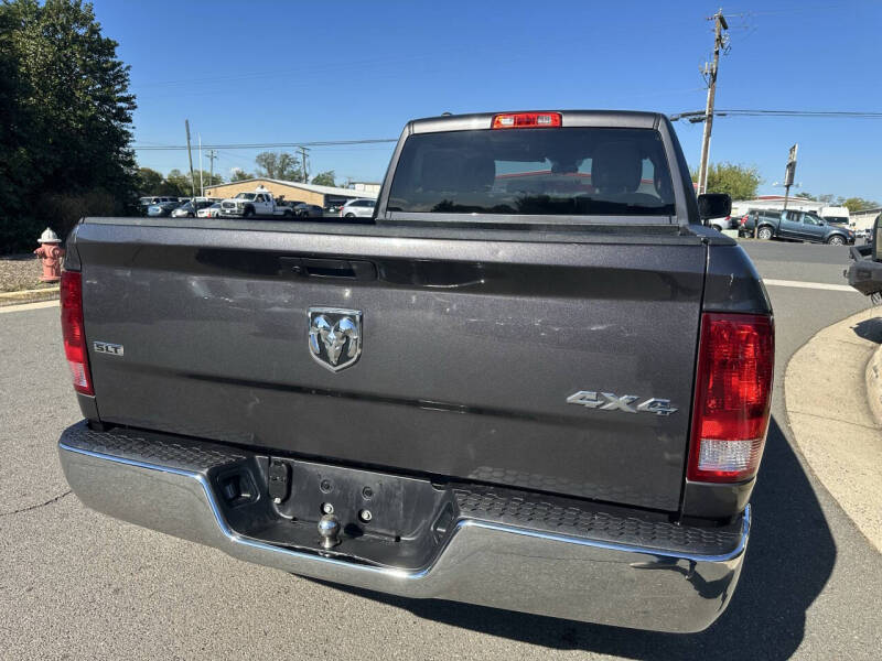 2024 RAM 1500 Classic SLT