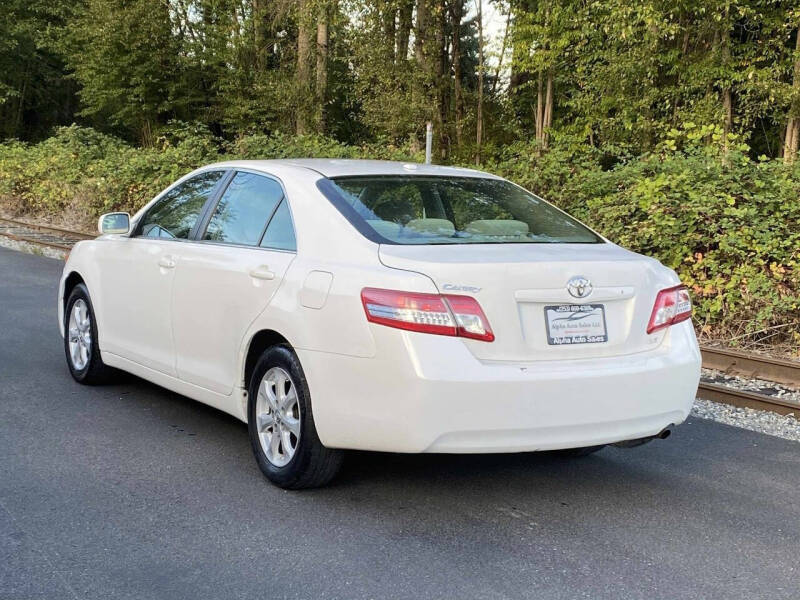 2011 Toyota Camry LE