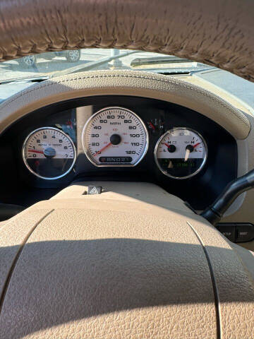 2004 Ford F-150 Lariat