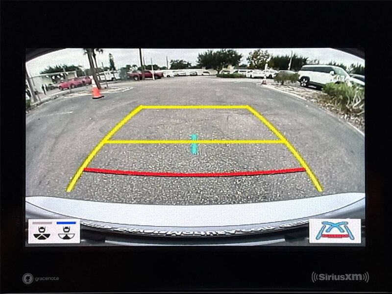 2022 Toyota Camry Hybrid LE