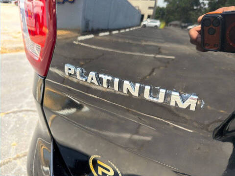 2017 Ford Explorer Platinum
