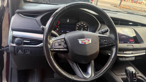 2019 Cadillac XT4 Premium Luxury
