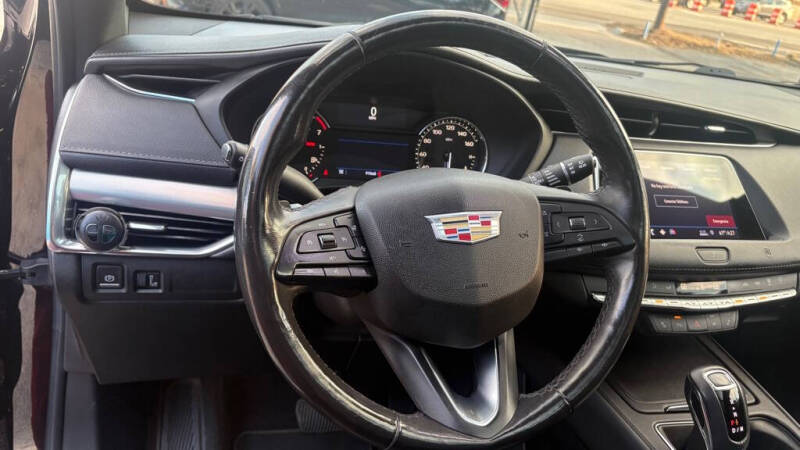 2019 Cadillac XT4 Premium Luxury