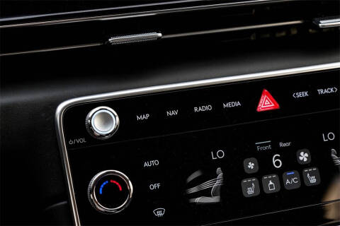 2025 Genesis GV80 2.5T Standard