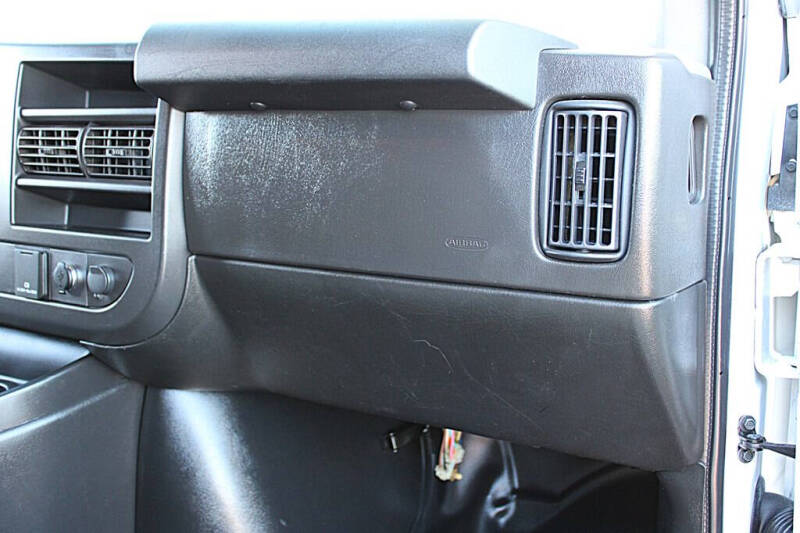 2021 Chevrolet Express 2500