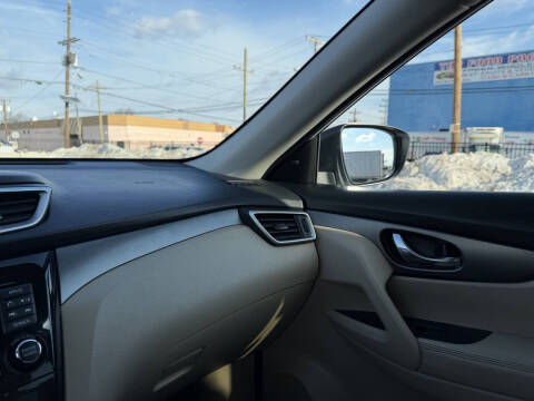 2016 Nissan Rogue SV