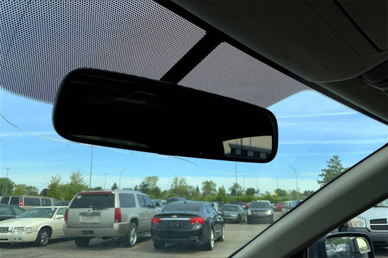 2010 Nissan Rogue S Krom