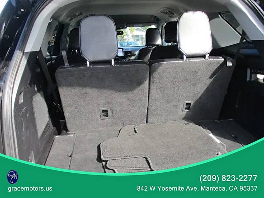 Black 2021 Ford Explorer Limited Limited 4dr SUV 31