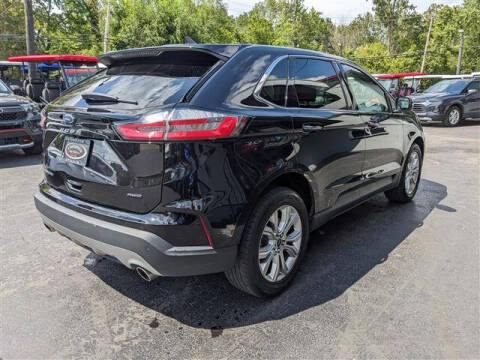 2024 Ford Edge Titanium