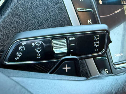 2019 Lincoln Nautilus Select