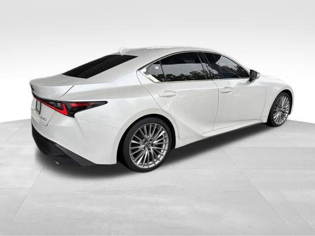 2023 Lexus IS 300