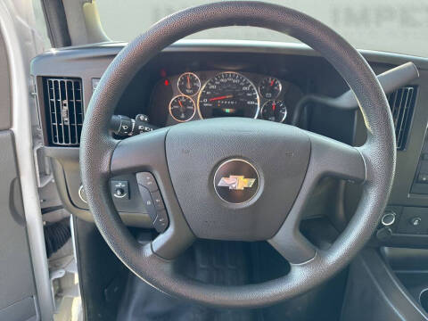 2024 Chevrolet Express 2500