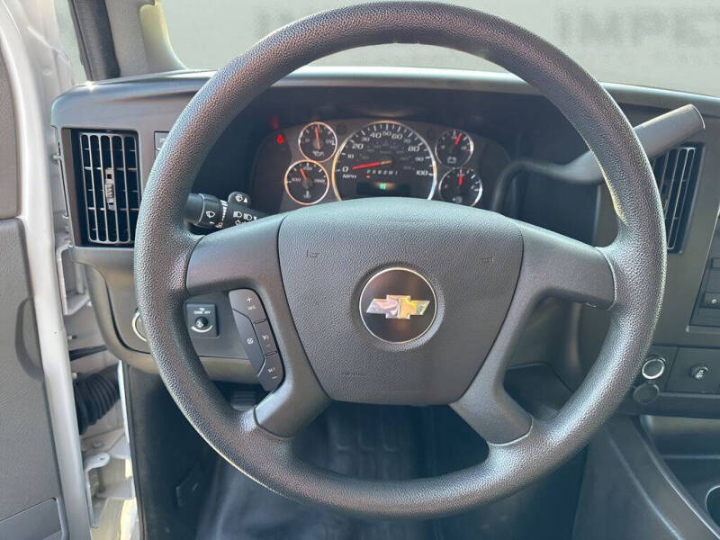 2024 Chevrolet Express 2500