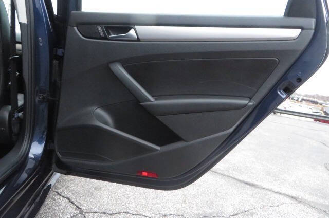 2015 Volkswagen Passat 1.8T Wolfsburg Edition