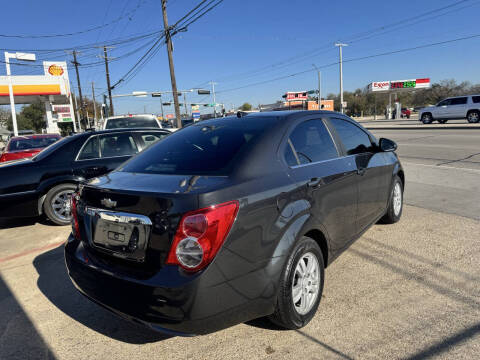 2014 Chevrolet Sonic LT Auto