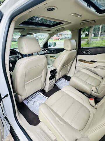 2017 GMC Acadia Denali