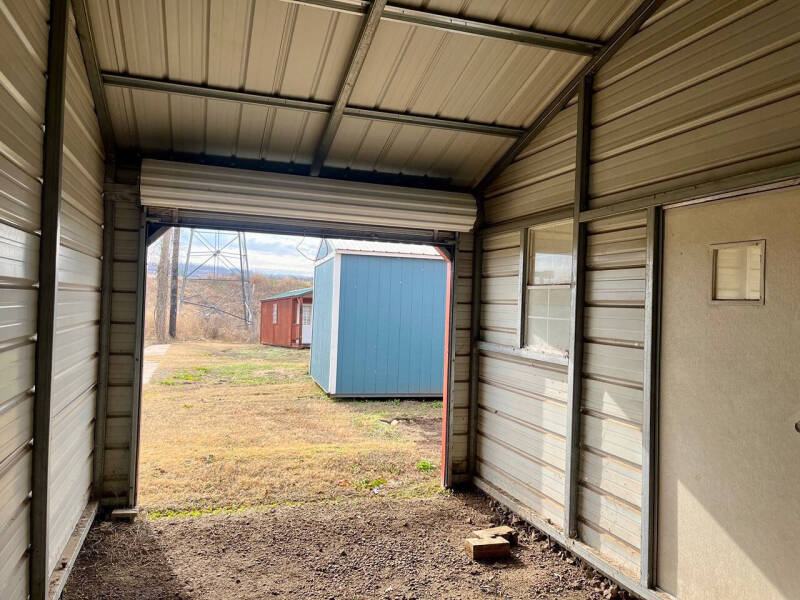 2025 Eagle 20x30x9 Combo