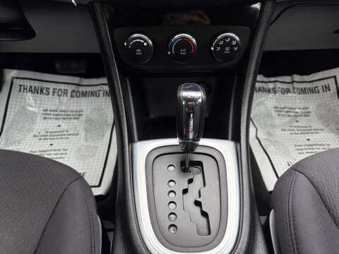 2013 Chrysler 200 LX