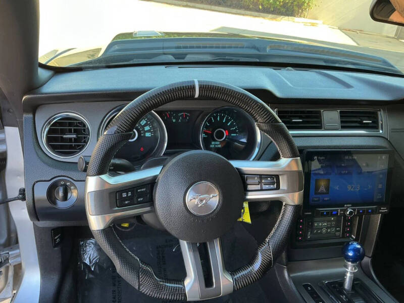 2014 Ford Mustang V6