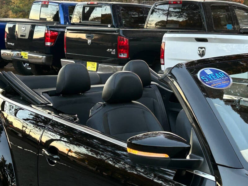 2013 Volkswagen Beetle Convertible 2.5L 50s Edition