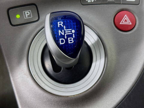 2014 Toyota Prius Plug-in Hybrid Advanced