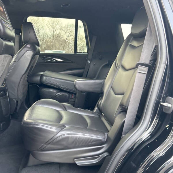 2018 Cadillac Escalade Platinum