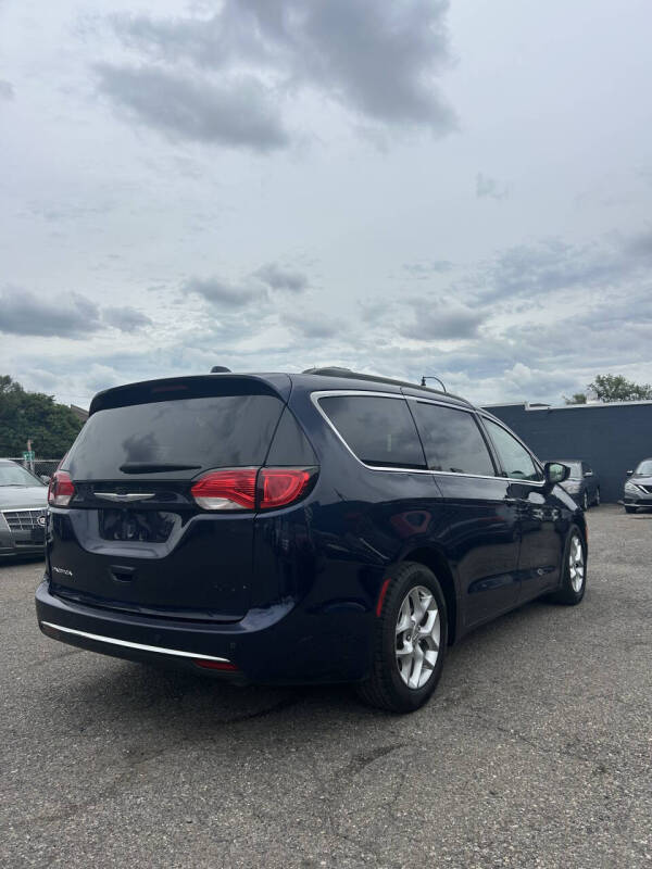 2019 Chrysler Pacifica Touring Plus