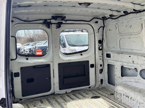 2017 Nissan NV