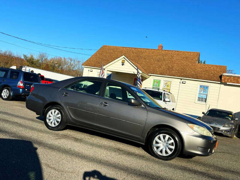 2005 Toyota Camry for sale at New Wave Auto of Vineland in Vineland NJ