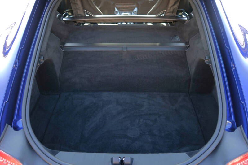 2017 Mercedes-Benz AMG GT