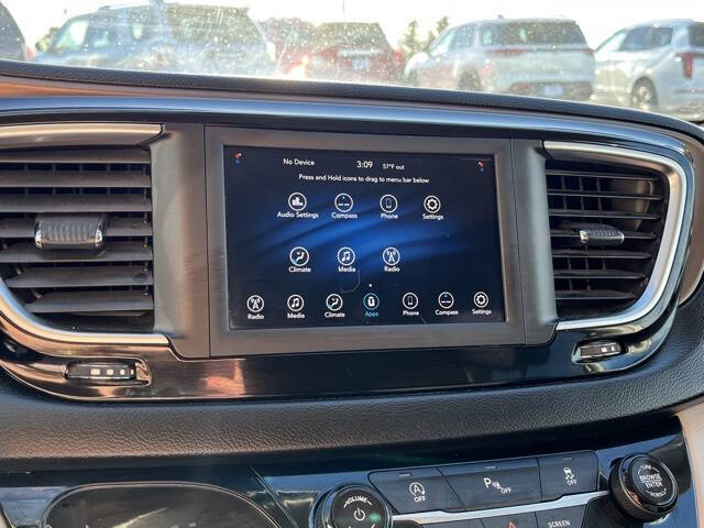 2019 Chrysler Pacifica Touring