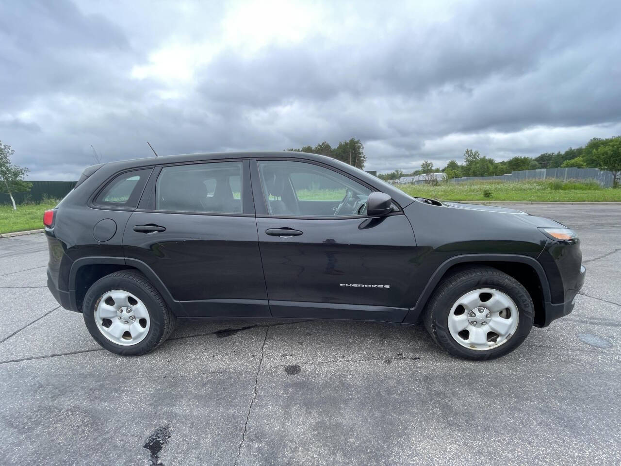 2014 Jeep Cherokee for sale at Twin Cities Auctions in Elk River, MN