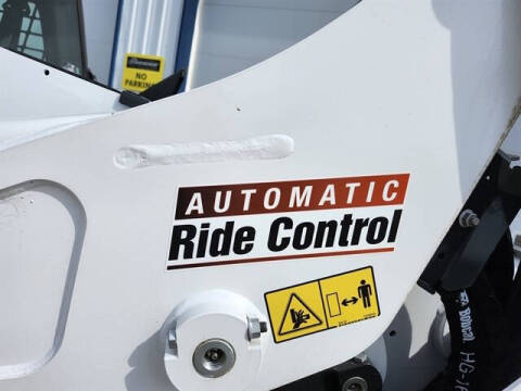 2025 NEW BOBCAT T4