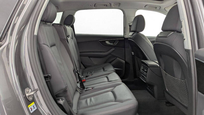 2022 Audi Q7 quattro Premium Plus 55 TFSI