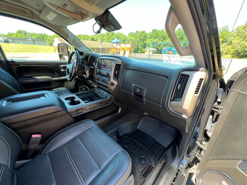 2016 GMC Sierra 2500HD Denali